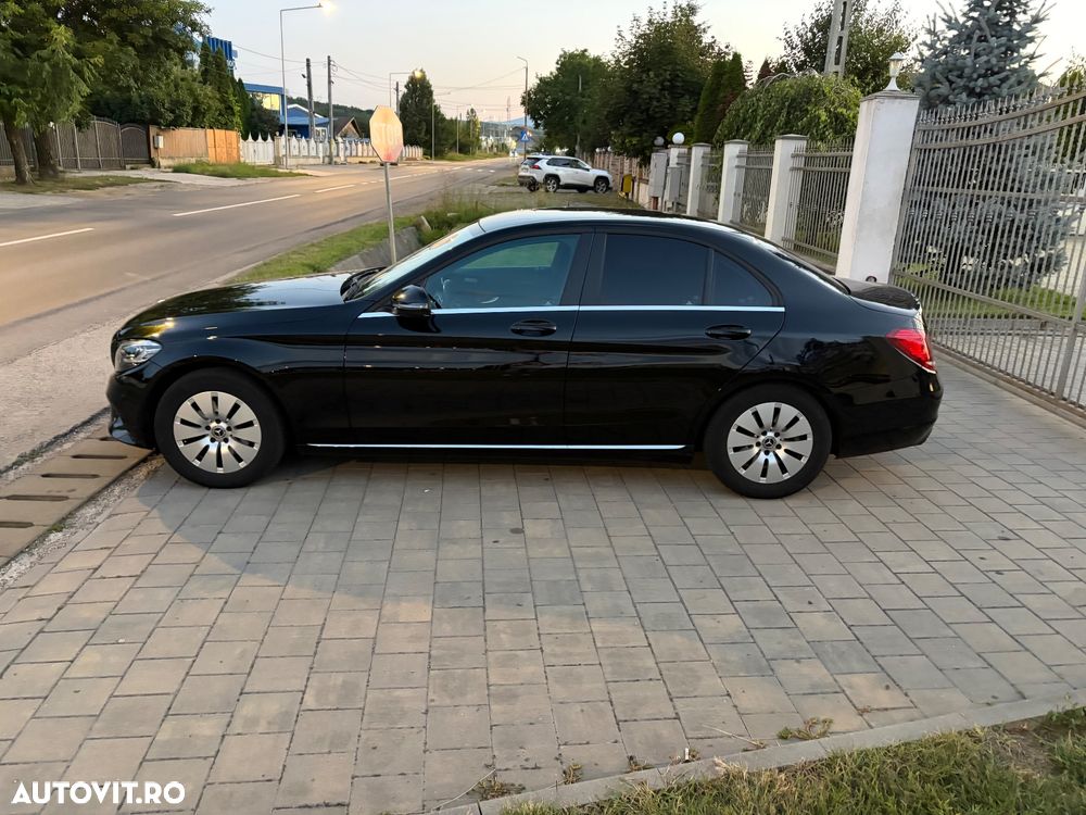 Mercedes-Benz C 220 d Aut - 4