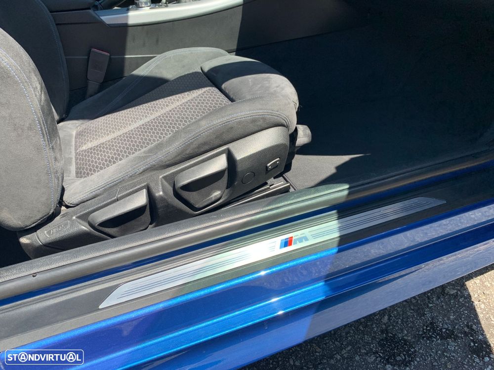 BMW 118 d Pack M - 20