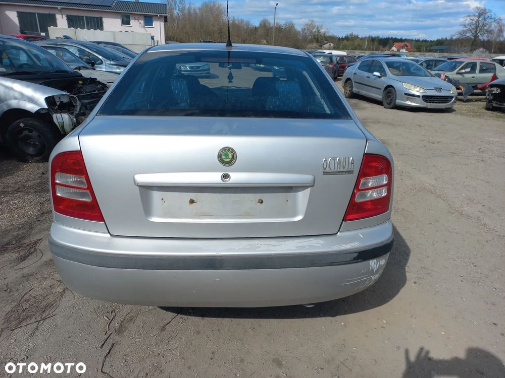 Skoda Octavia I 1.6 benzyna 01r wszystkie części - 4