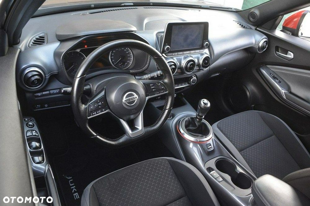 Nissan Juke 1.0 DIG-T N-Connecta - 11