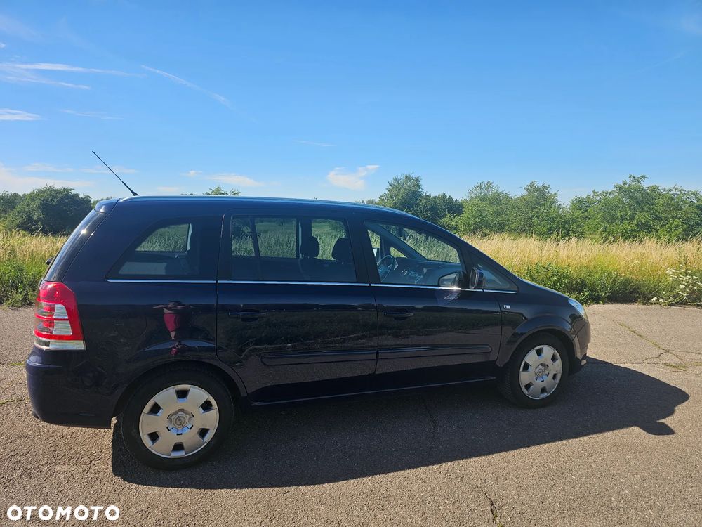 Opel Zafira 1.6 Cosmo - 8