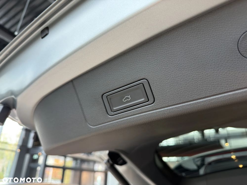Chery Tiggo 8 1.5 T-GDI Super Hybrid Prestige DCT - 32