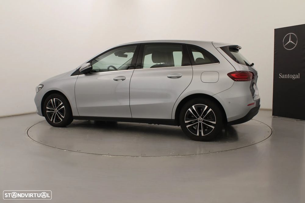 Mercedes-Benz B 250 e - 11