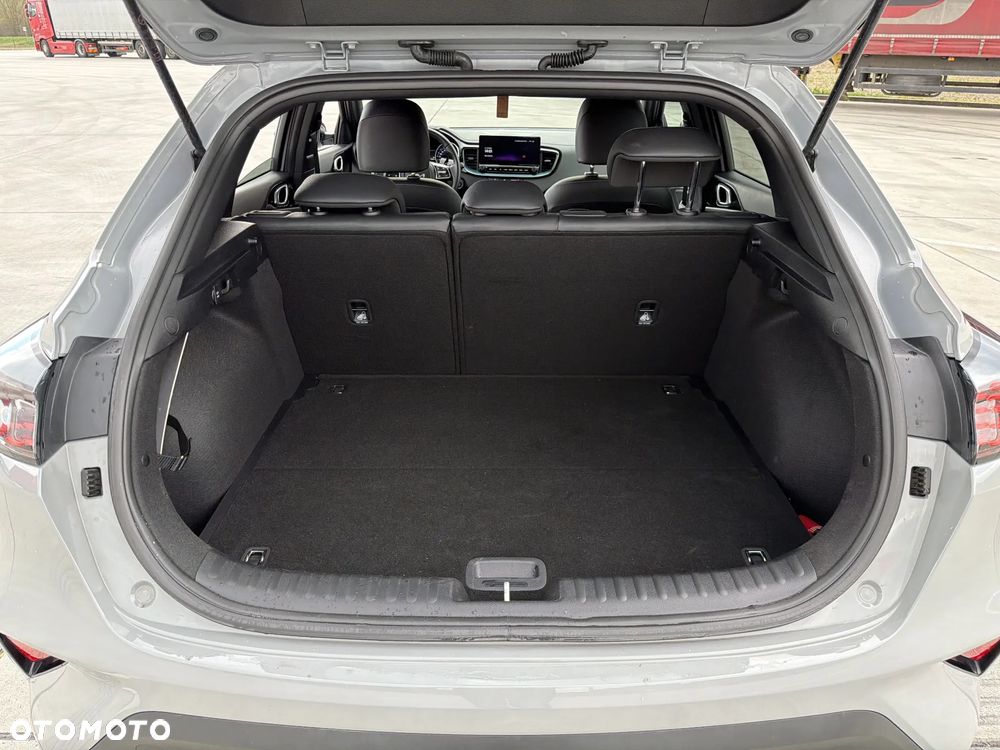 Kia XCeed 1.6 T-GDI Tribute DCT - 17