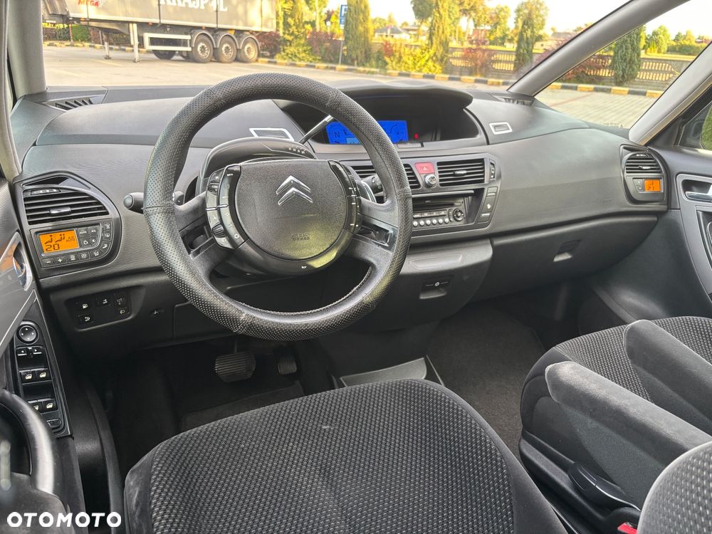 Citroën C4 Picasso - 25