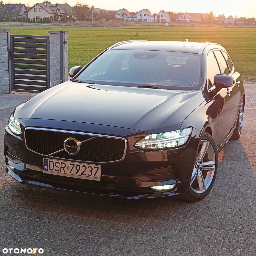 Volvo V90 D4 Geartronic Momentum Pro - 2