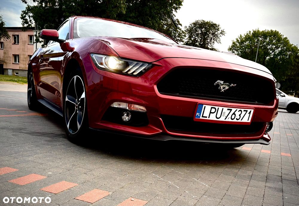 Ford Mustang - 2