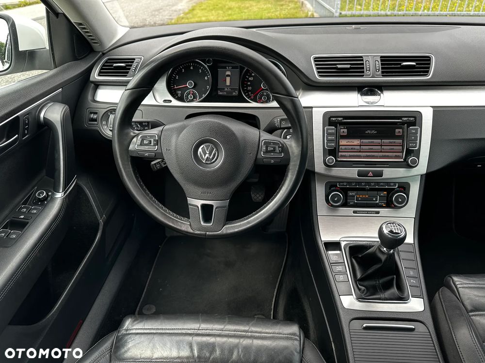 Volkswagen Passat 1.8 TSI Highline - 10