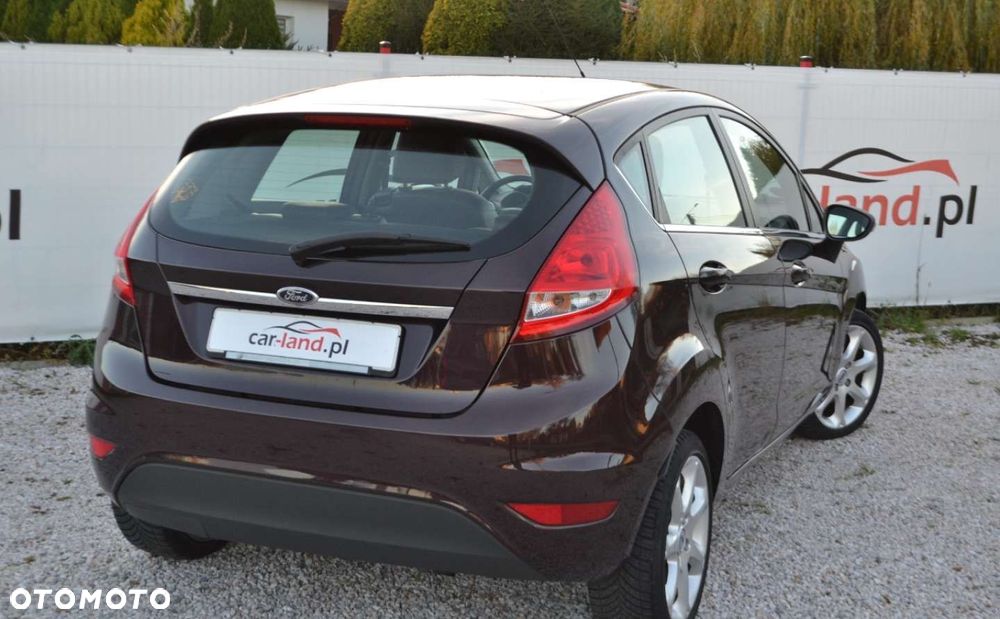Ford Fiesta - 16