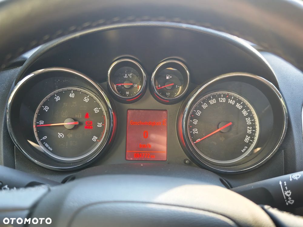 Opel Astra 1.4 Innovation - 30