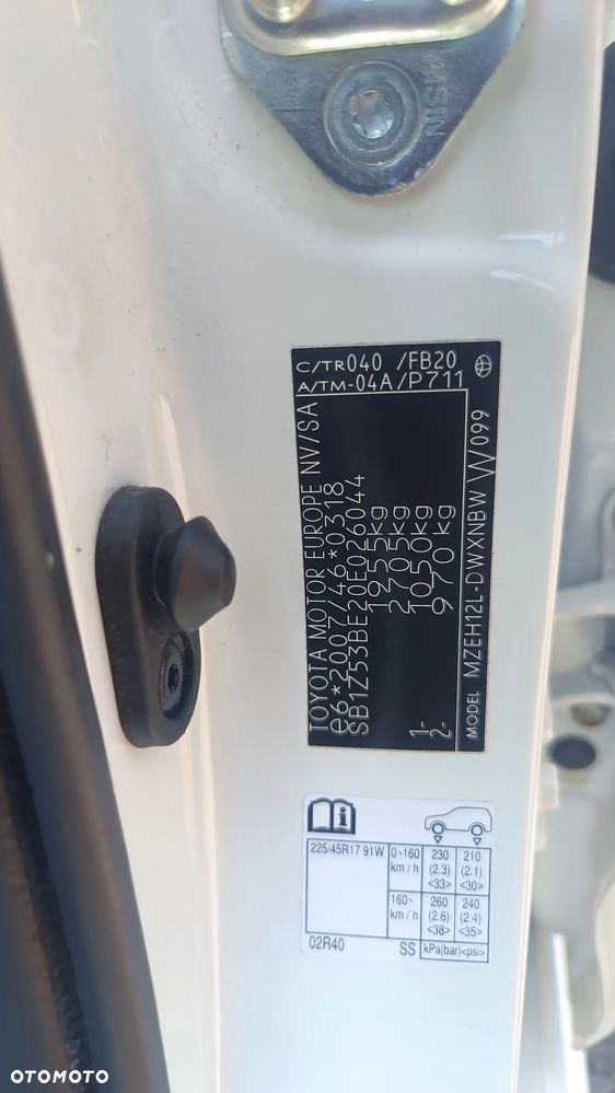 Toyota Corolla 2.0 Hybrid Comfort - 26