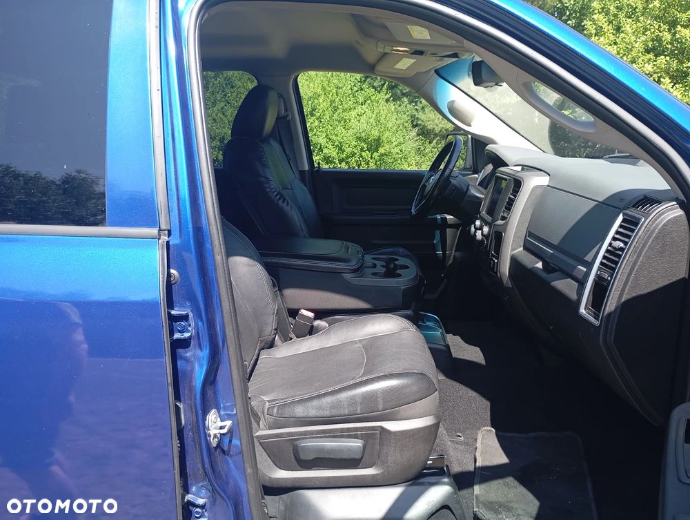 RAM 1500 Crew Cab Shortbed Bighorn - 9