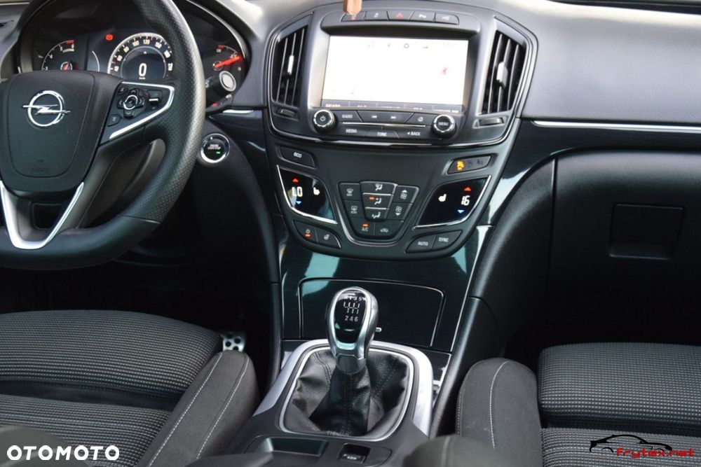 Opel Insignia - 26