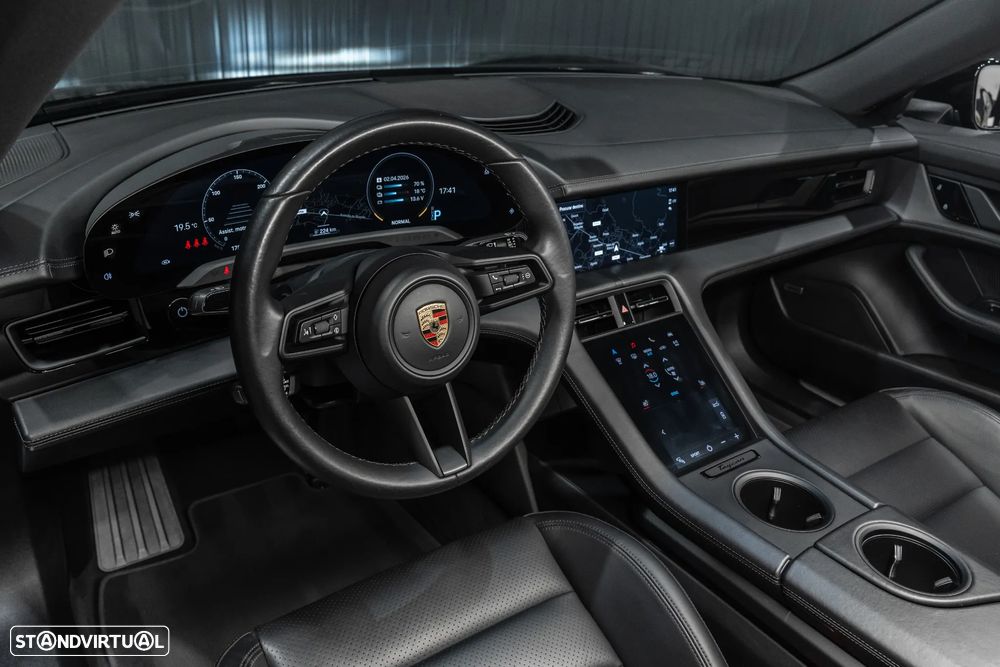 Porsche Taycan 4S Bateria Performance Plus - 23