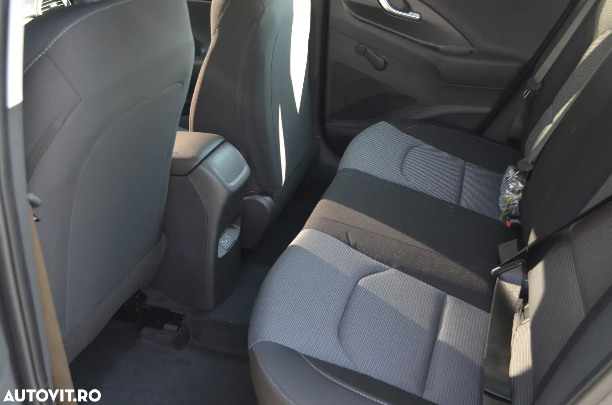 Hyundai i30 1.5 96CP M/T Comfort - 11