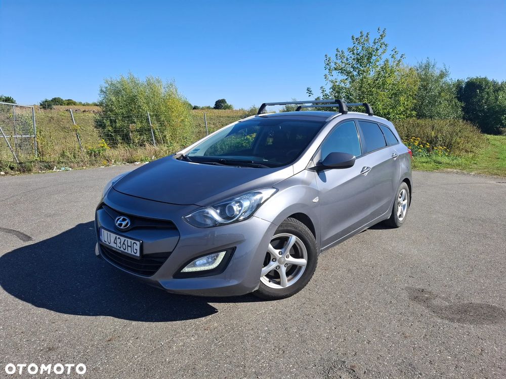 Hyundai i30 1.6 CRDi Classic + - 17