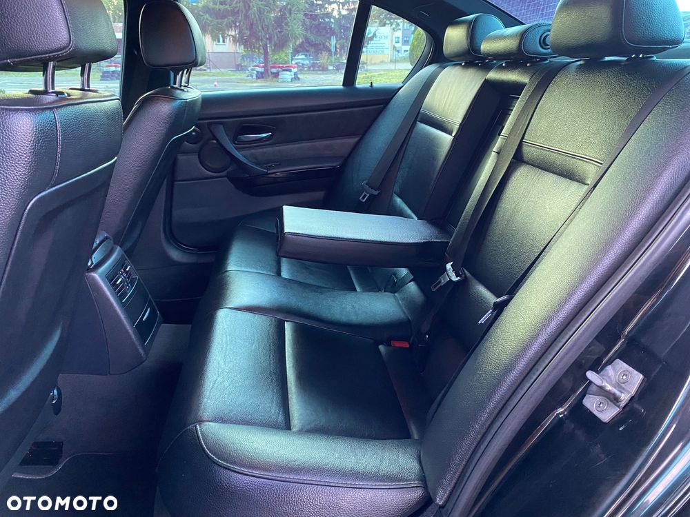 BMW Seria 3 - 26