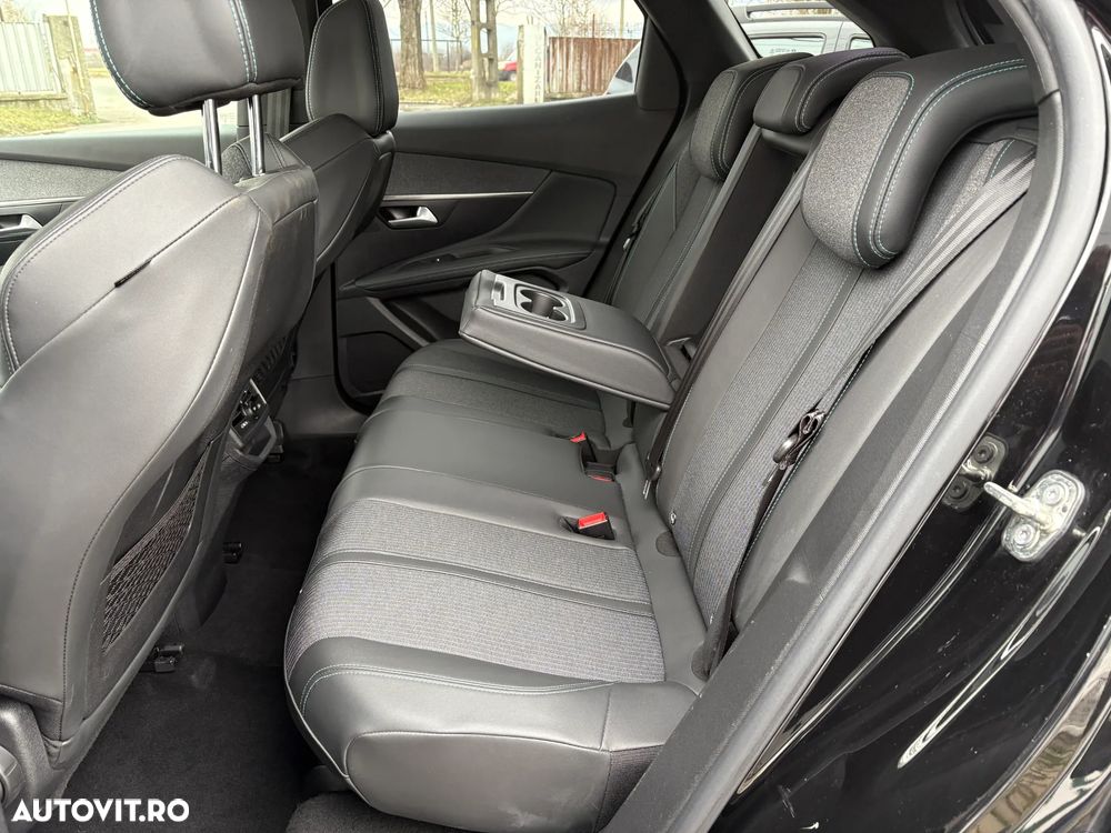 Peugeot 3008 PureTech 130 Stop & Start GPF EAT8 Crossway - 7