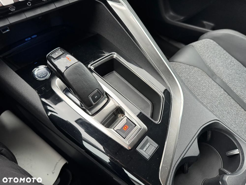 Peugeot 5008 BlueHDi 130 EAT8 Allure - 35