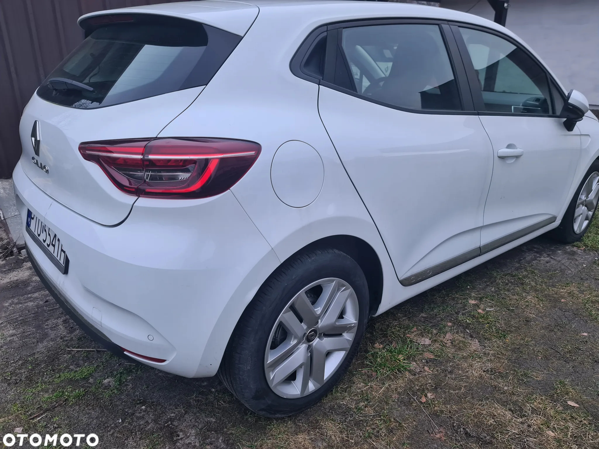 Renault Clio - 2