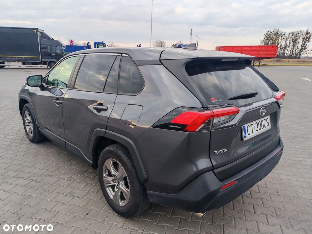 Toyota RAV4 - 4