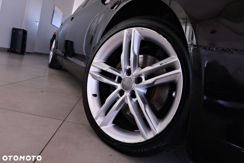 Audi A6 Avant - 14