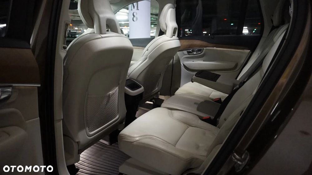 Volvo XC 90 D5 AWD Inscription - 19