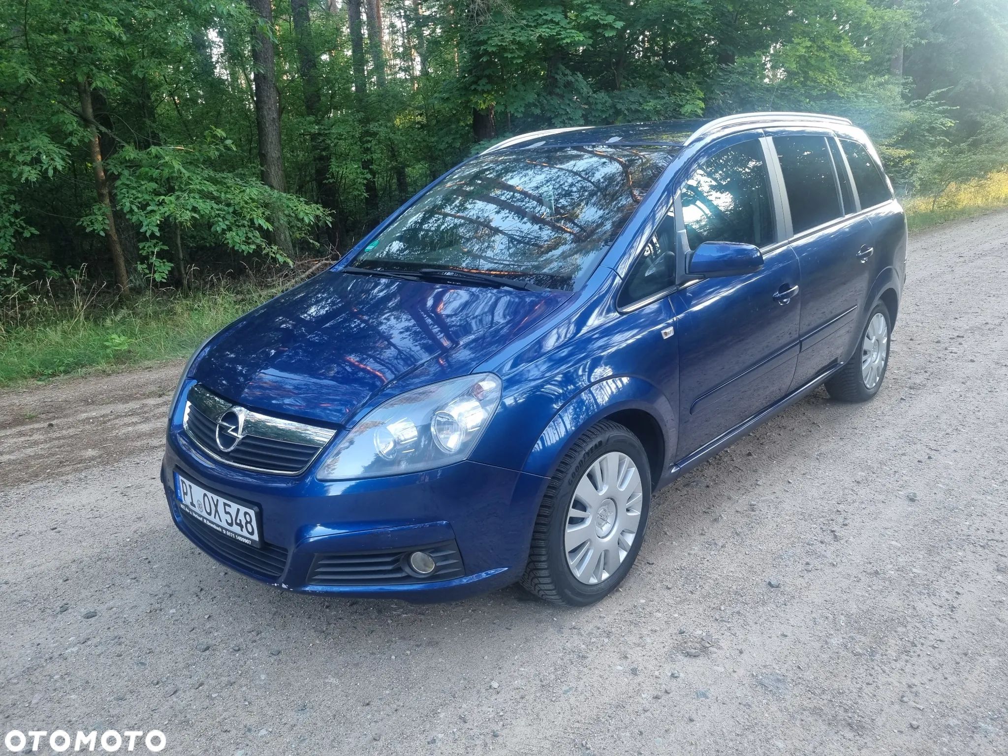 Opel Zafira 1.9 CDTI Automatik - 1