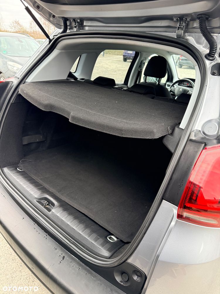 Peugeot 2008 1.2 VTi Allure - 10