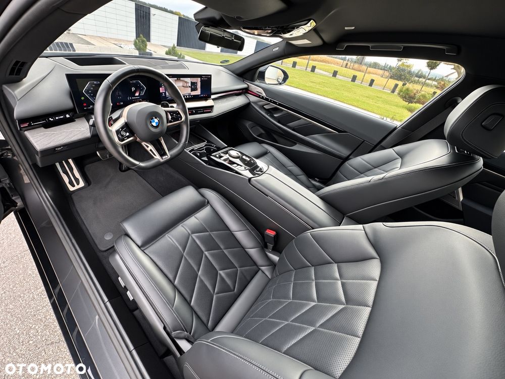 BMW Seria 5 - 16