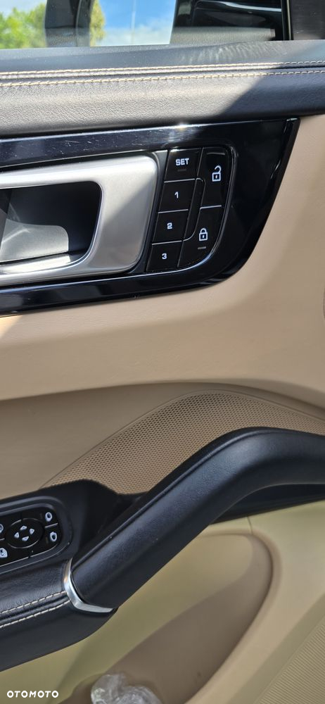 Porsche Cayenne Standard - 14