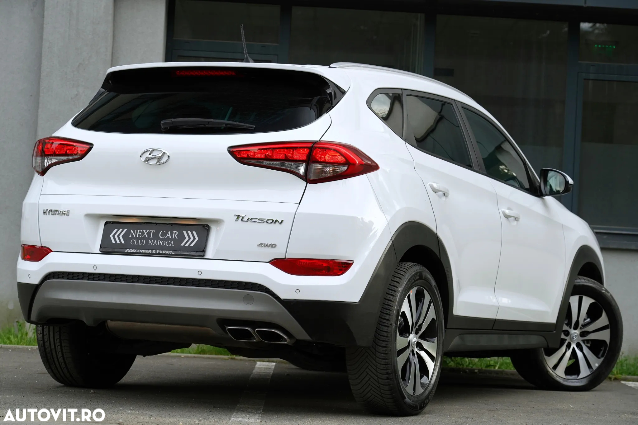 Hyundai Tucson 2.0 CRDI 4WD Automatik Style - 3