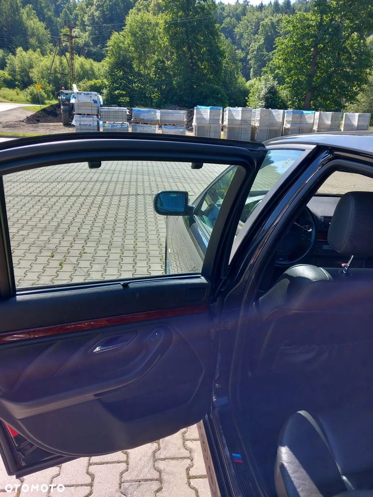 BMW Seria 5 - 18
