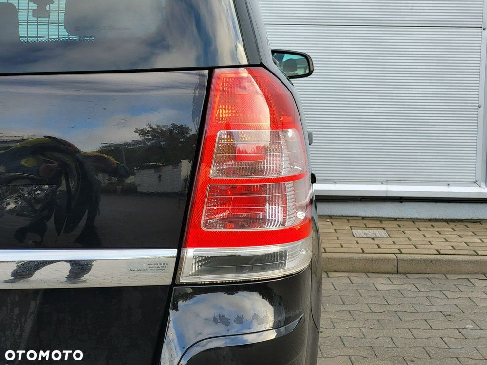Opel Zafira - 15
