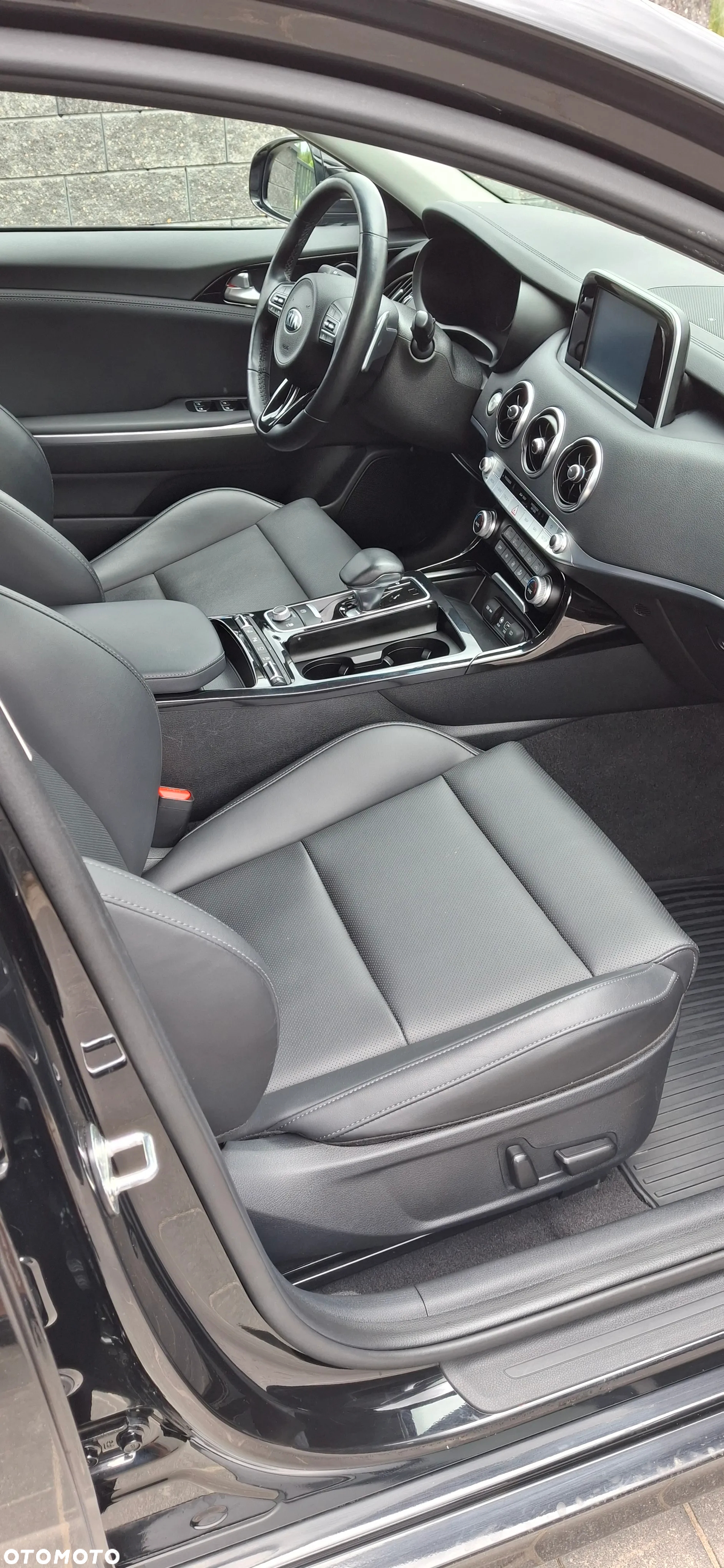 Kia Stinger 2.0 T-GDI GT Line - 5