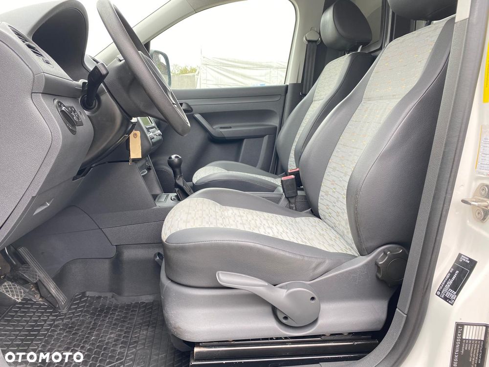Volkswagen CADDY - 13