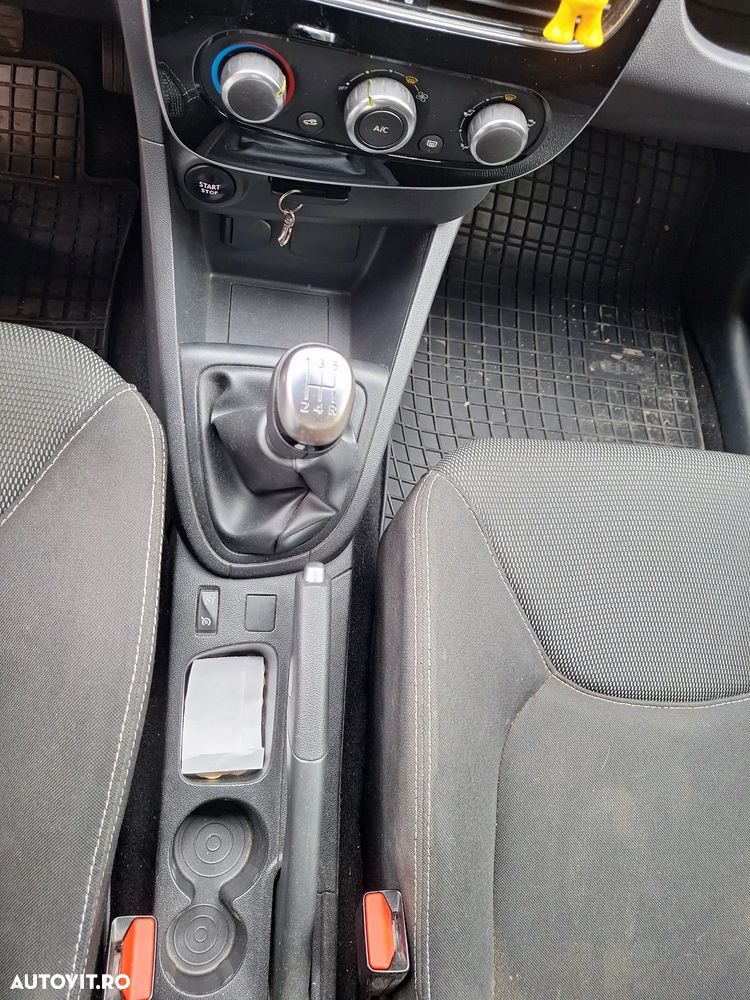 Renault Clio - 12