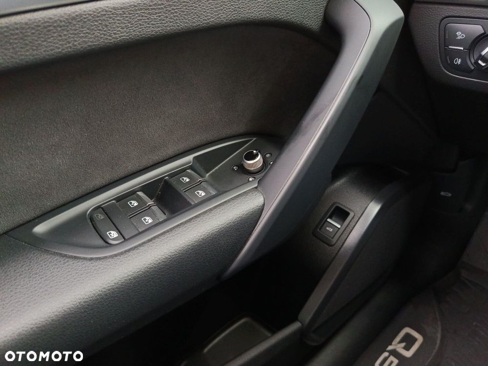 Audi Q5 40 TDI mHEV Quattro S Line S tronic - 29