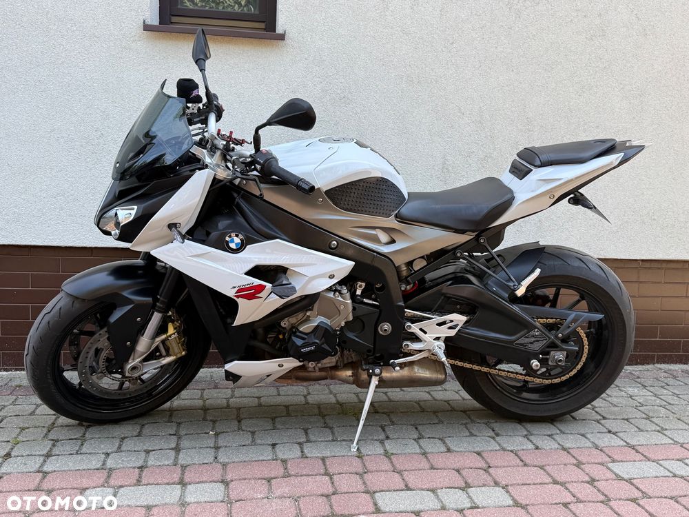 BMW S - 2