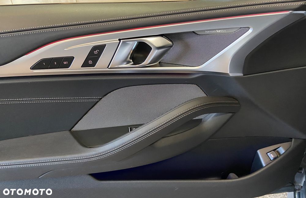 BMW Seria 8 - 13