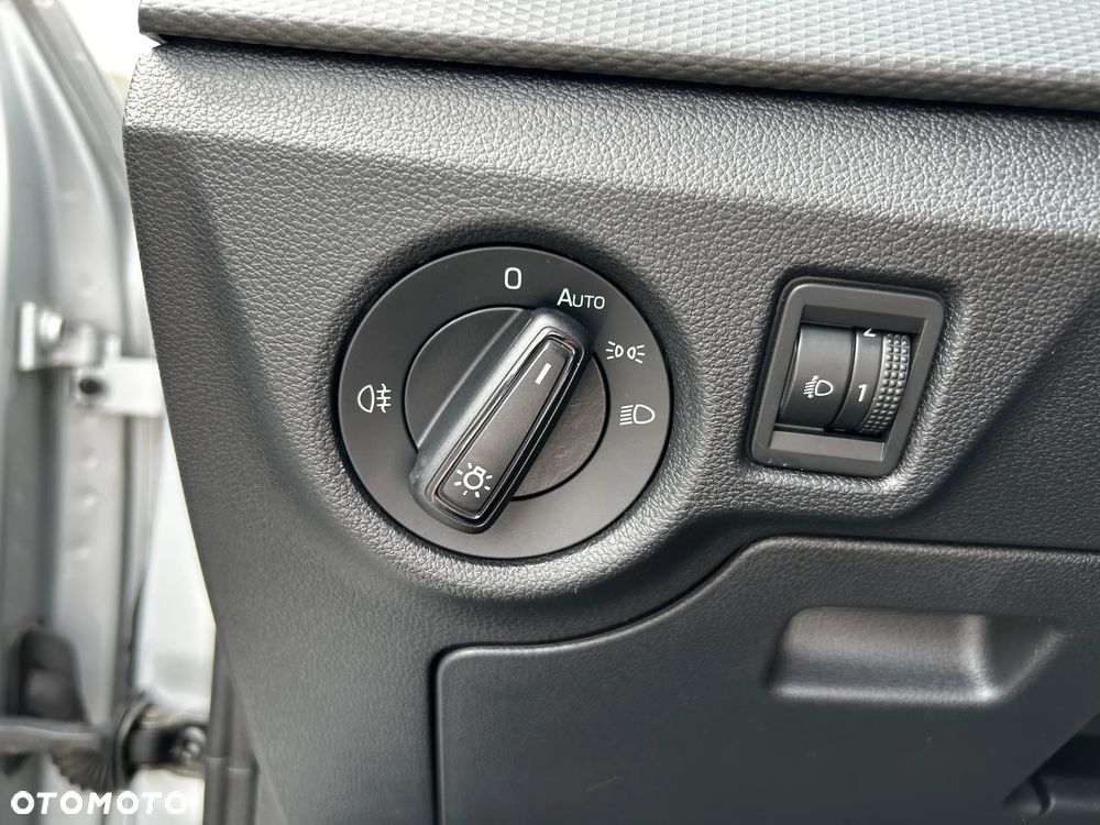 Skoda Kamiq 1.0 TSI Ambition DSG - 16