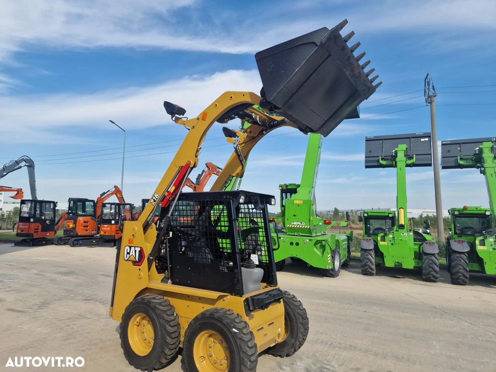 Caterpillar SKID STEER, 2024, NOU, ridica 635kg la 3,2m, cupa, 55CP, Masa operationala 2,6t, Fara usa cabina, posiblitate leasing, -PRMOTIE 36.900 EUR+Tva - 15