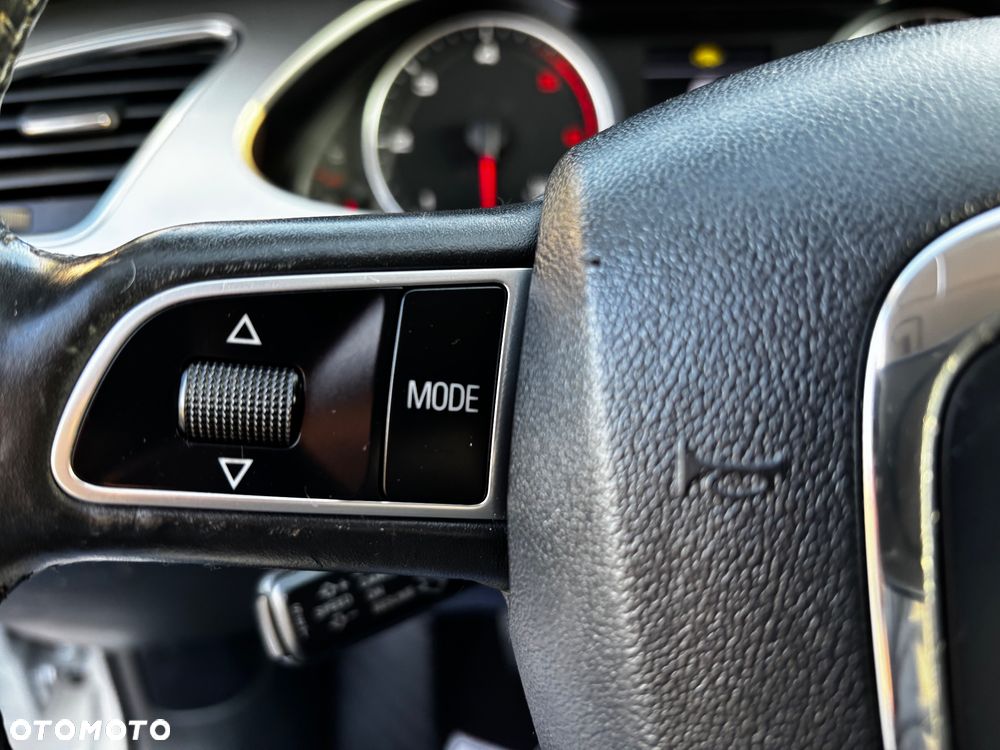 Audi A4 Limousine 2.0 TDI DPF - 31