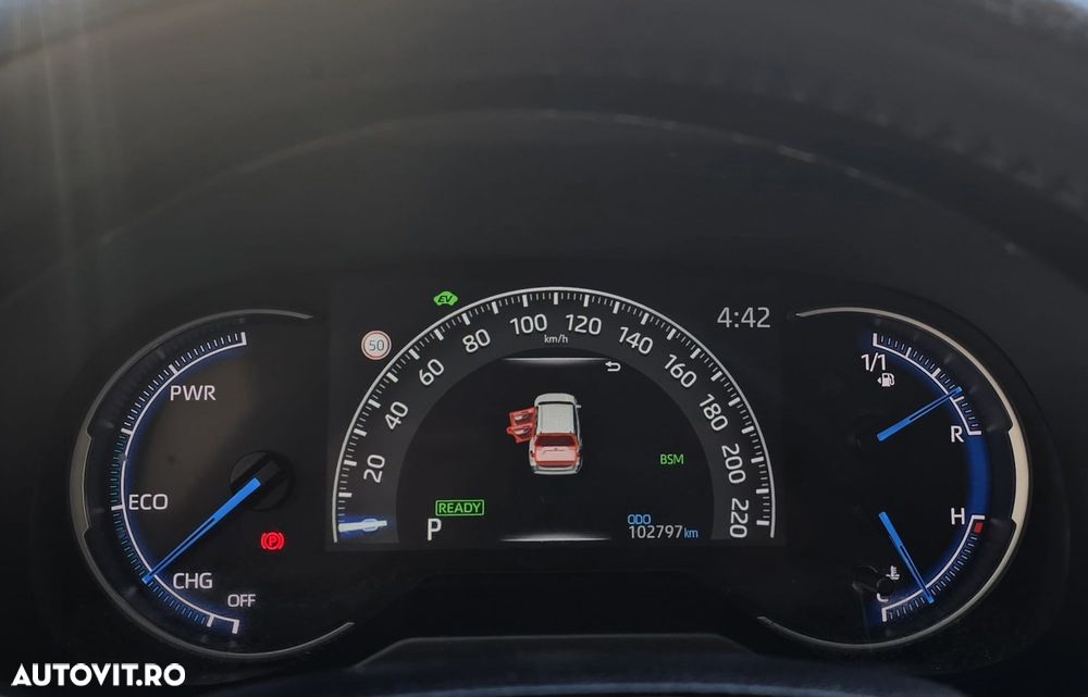 Toyota RAV4 - 9
