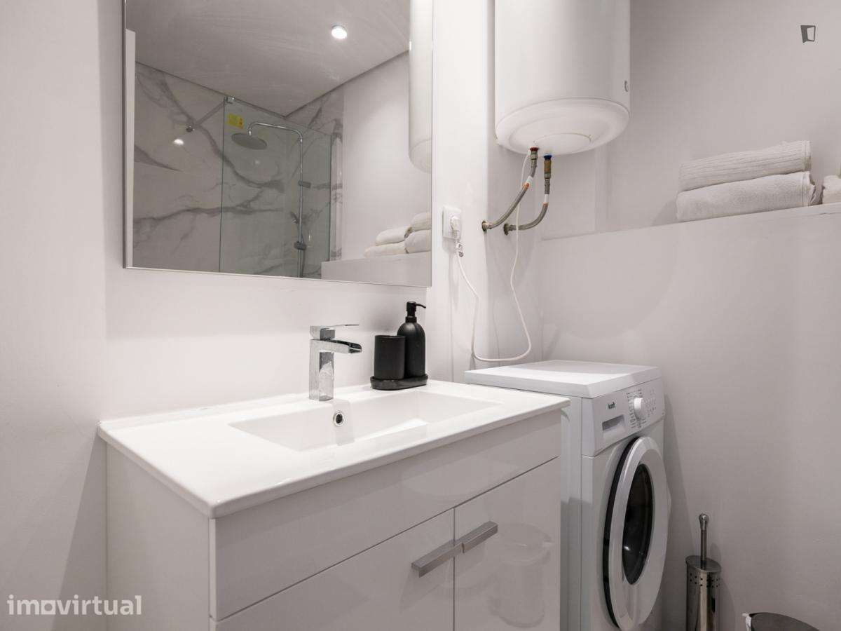 Apartamento com 1 quartos - localizado em Quarteira - Grande imagem: 3/32