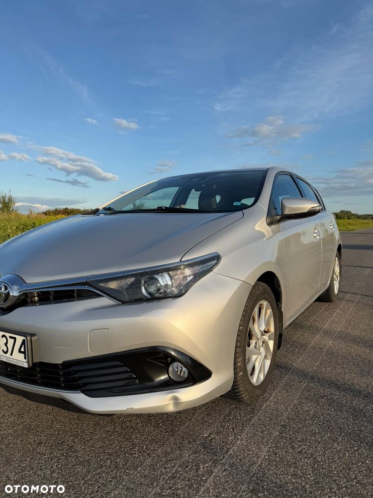Toyota Auris 1.6 Classic Plus - 2