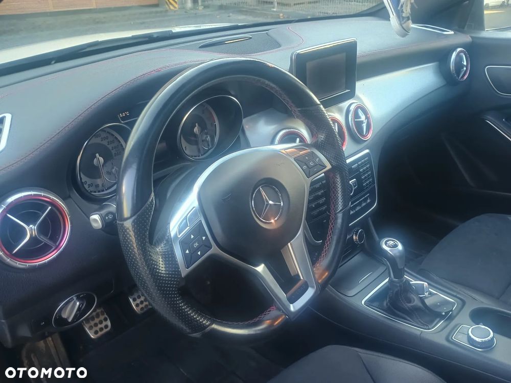 Mercedes-Benz CLA - 7