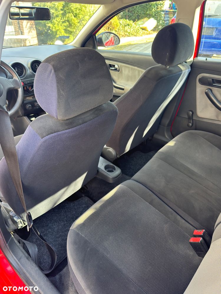 Seat Ibiza 1.4 16V Reference - 10