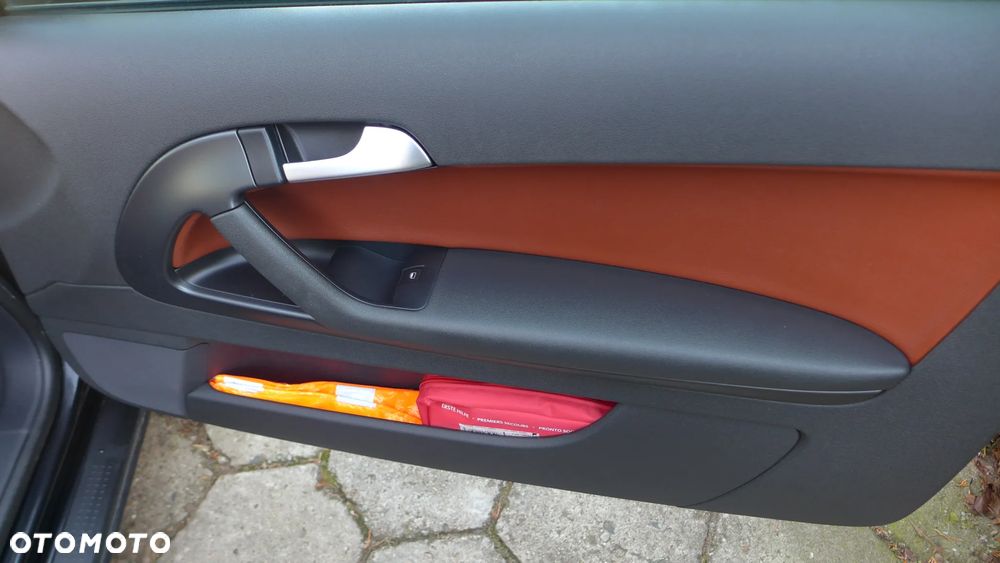 Audi A3 3-drzwiowe 2.0 TDI DPF Quattro Ambition - 12