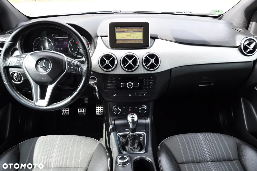 Mercedes-Benz Klasa B 180 BlueEFFICIENCY Edition - 30